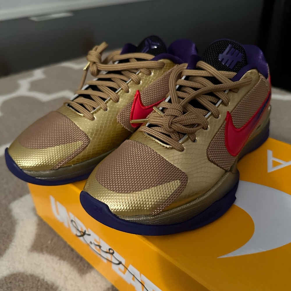 Nike Kobe V Protro Undefeated ‘Hall of Fame’ sz Mens 4.5/Women’s 6 ❌SOLD❌